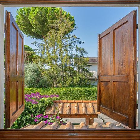 Villa Il Fortino ลิโด ดิ กามาโยเร ภายนอก รูปภาพ