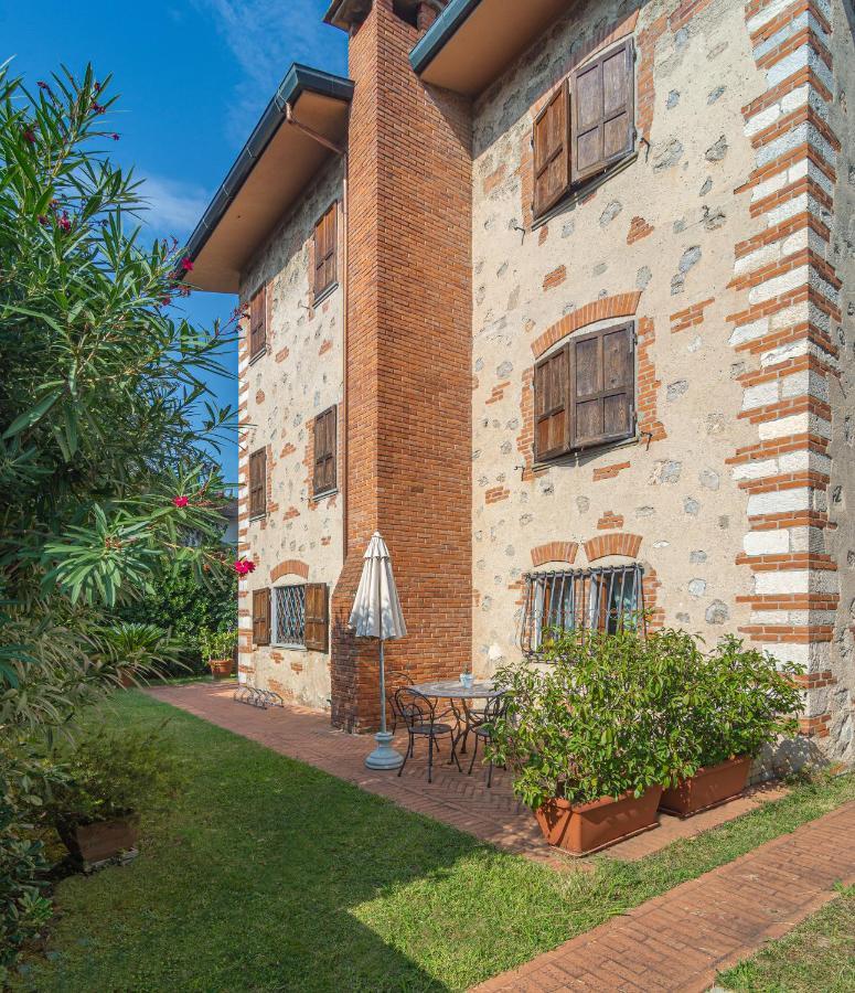 Villa Il Fortino ลิโด ดิ กามาโยเร ภายนอก รูปภาพ