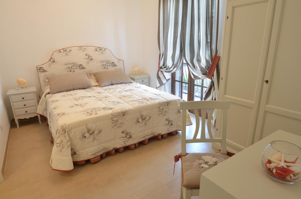 Villa Il Fortino ลิโด ดิ กามาโยเร ห้อง รูปภาพ