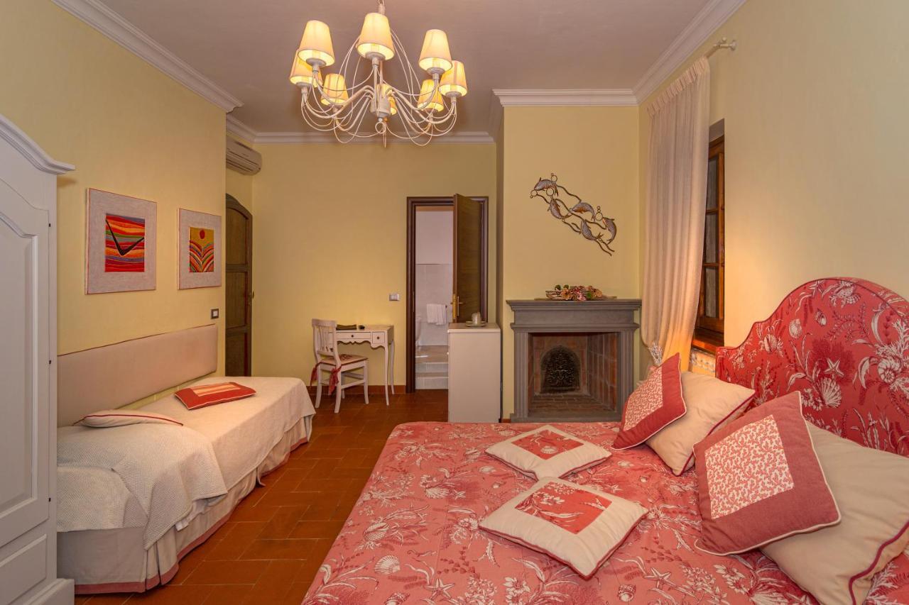 Villa Il Fortino ลิโด ดิ กามาโยเร ภายนอก รูปภาพ